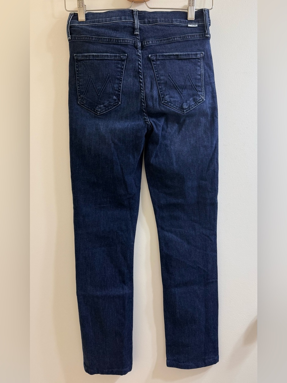 MOTHER The Dazzler Hover Jeans Invitation Only Size 26 Distressed Dark Blue - Picture 4 of 16